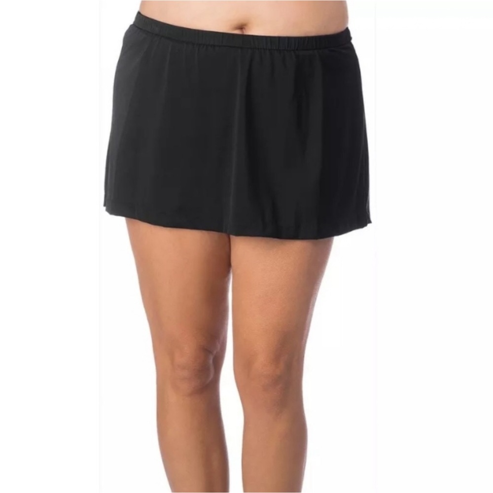 L Maxine of Hollywood Black Swim Skort